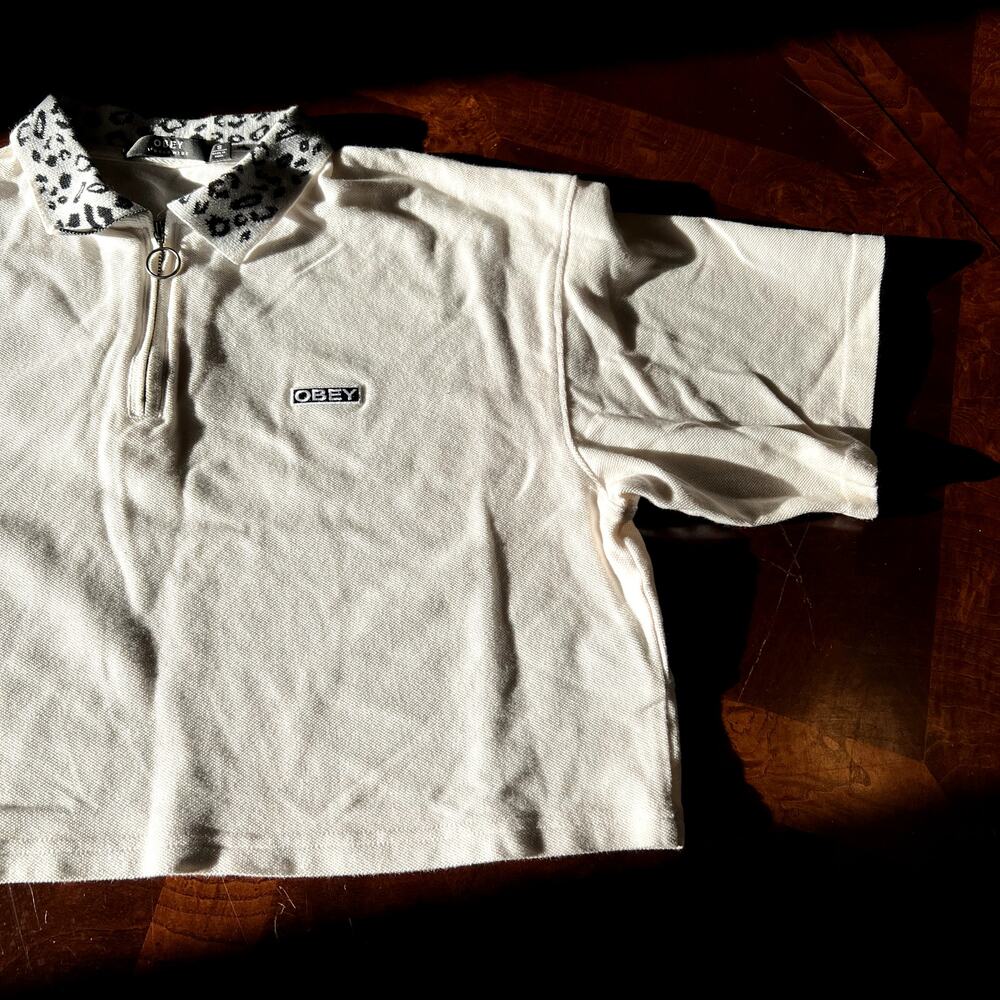 Collared Leopard Print Boxy Crop - image 4